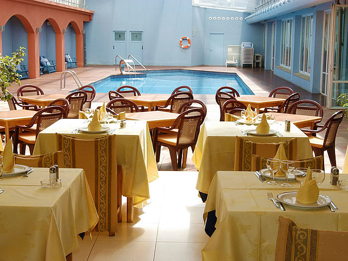 La Terrassa 3*